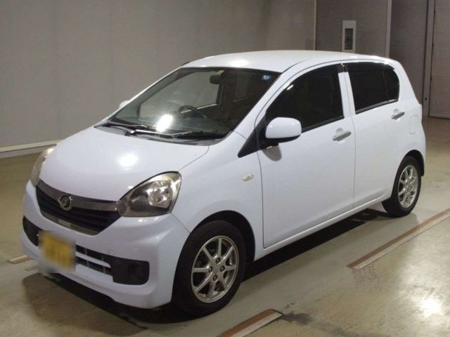 3274 Daihatsu Mira e s LA300S 2013 г. (TAA Hyogo)